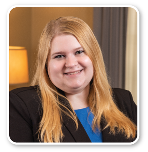 Catherine Marinuzzi : Administrative Assistant